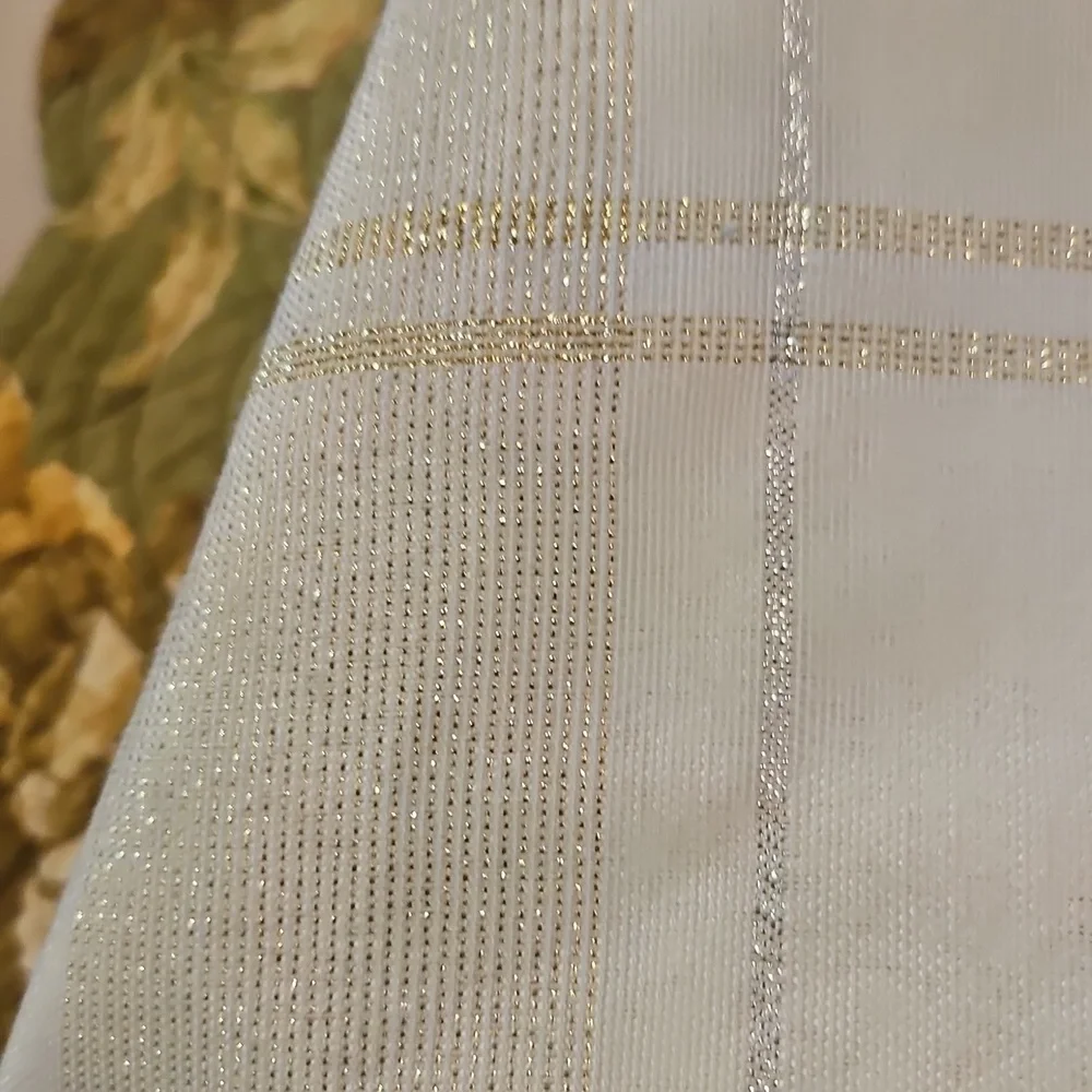 Beige Gold Silver Metallic Table Cloth 60